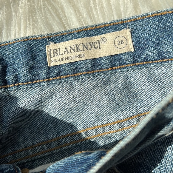 BLANKNYC Distressed Jeans - Picture 5 of 6